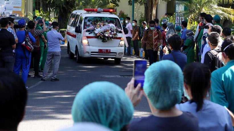 Persentase Angka Kematian Pasien Covid-19 di Jatim di Atas Rata-Rata Luar Negeri