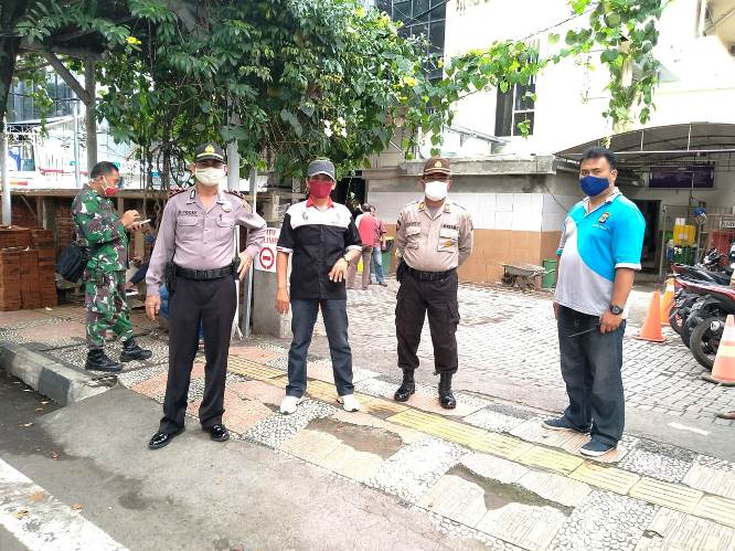 TNI-Polri Gagalkan Pengambilan Jenazah PDP Covid-19 di RS Pancaran Kasih Manado