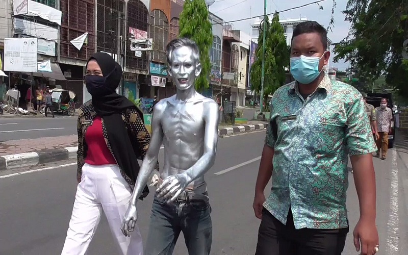 Dinas Sosial Amankan 36 Gelandangan, Pengemis dan Manusia Silver di Medan