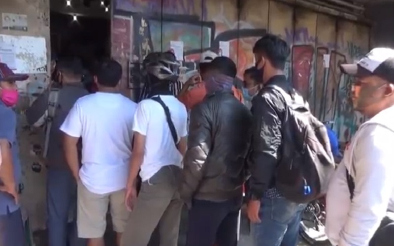 Musim Gowes, Pembeli Sepeda di Kota Yogyakarta Mengular di Luar Toko