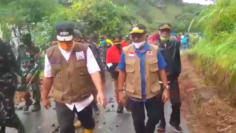 Wagub Sulsel Sambangi Lokasi Longsor di Rumbia Jeneponto