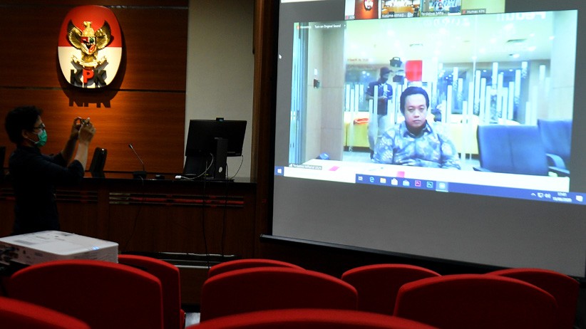 Kasus Suap KONI, Mantan Asisten Imam Nahrawi Divonis 4 Tahun Penjara - Bagian 2