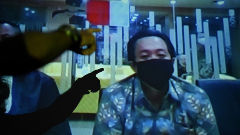 Kasus Suap KONI, Mantan Asisten Imam Nahrawi Divonis 4 Tahun Penjara - Bagian 1