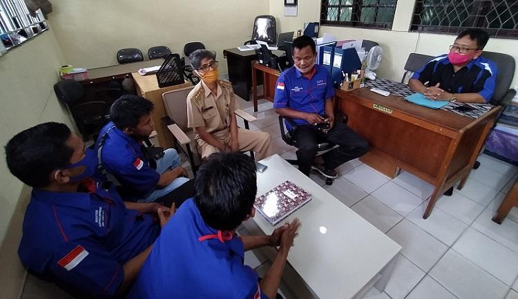 Puluhan Korban PHK PT Wilson Lautan Karet Datangi Balai Pengawas Ketenagakerjaan