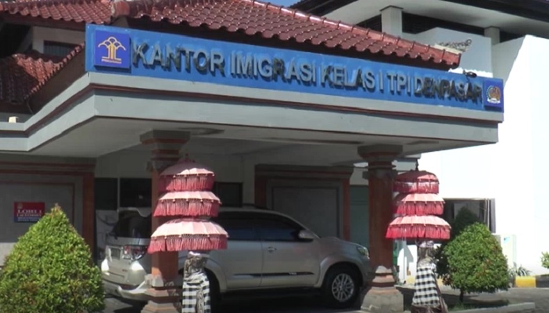 title Imigrasi Denpasar Tutup Layanan Tatap Muka selama PPKM Darurat Imigrasi Denpasar Tutup Layanan Tatap Muka selama PPKM Darurat
