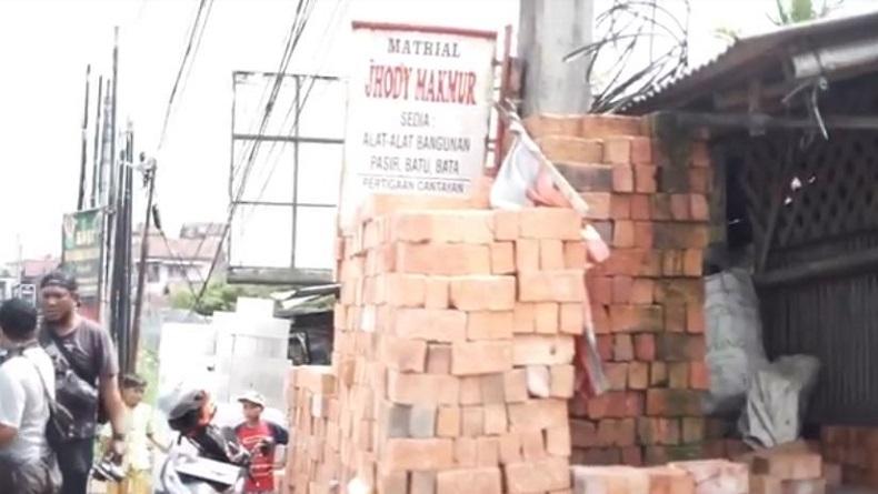 Bos Toko Bangunan Tewas Bersimbah Darah di Pinggir Jalan Sukabumi