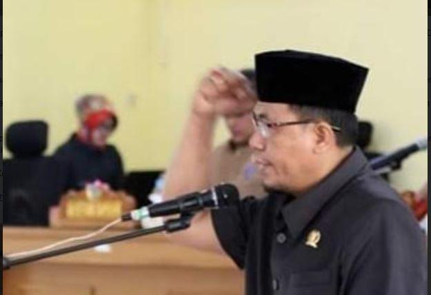 title Badan Kehormataan Bahas Dugaan Pelanggaran Kode Etik Anggota DPRD Pangandaran Badan Kehormataan Bahas Dugaan Pelanggaran Kode Etik Anggota DPRD Pangandaran