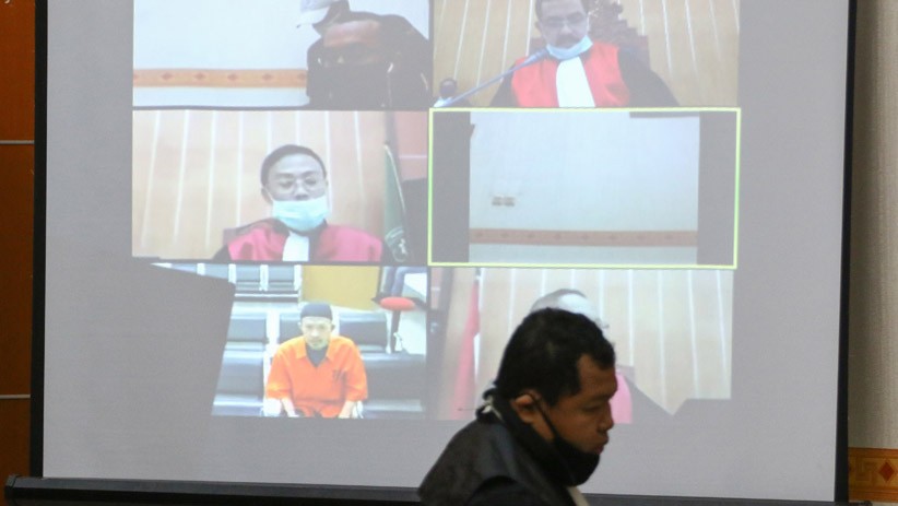 Sidang Pleidoi, Terdakwa Penusuk Wiranto Tidak Terima Dikenakan Pasal Terorisme - Bagian 2