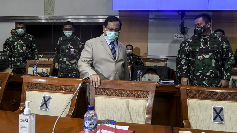 Menhan Prabowo dan Panglima TNI Ikuti Rapat Bahas Ancaman Keamanan di Indonesia - Bagian 3