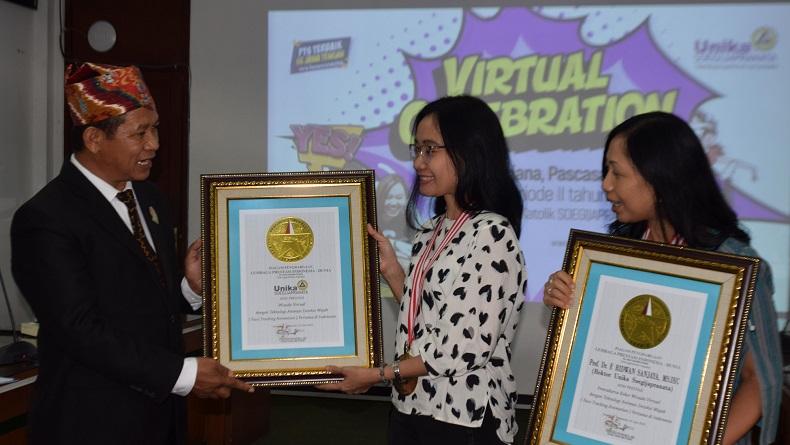 title Pertama di Indonesia, Unika Soegijapranata Wisuda dengan Teknologi Animasi Deteksi Wajah Pertama di Indonesia, Unika Soegijapranata Wisuda dengan Teknologi Animasi Deteksi Wajah