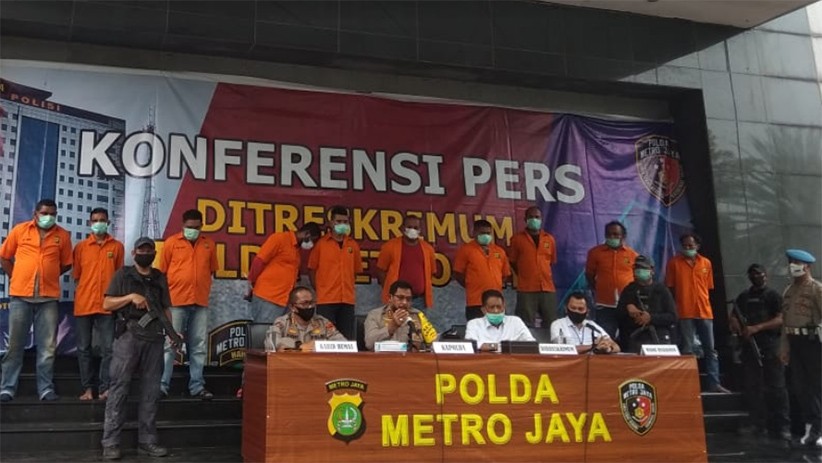 John Kei Cs Ditangkap, Ini Barang Bukti Tombak dan Senjata Tajam yang Disita - Bagian 3