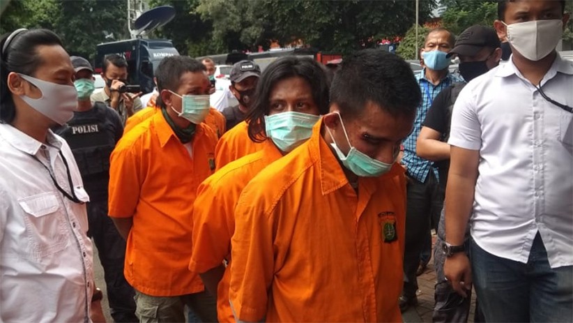 John Kei Cs Ditangkap, Ini Barang Bukti Tombak dan Senjata Tajam yang Disita - Bagian 4