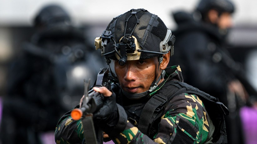 Aksi Prajurit Kopaska TNI AL Menyusup Area Musuh dengan Menyelam - Bagian 3