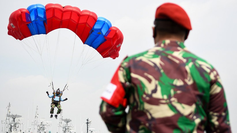 Aksi Prajurit Kopaska TNI AL Menyusup Area Musuh dengan Menyelam - Bagian 4