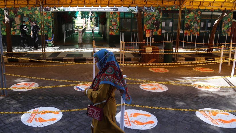 Kebun Binatang Surabaya Siapkan Protokol Kesehatan Jelang Dibuka - Bagian 5