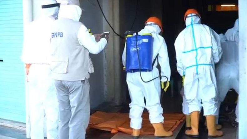 Pria Paruh Baya Tewas di Basement Plaza di Baubau, Dievakuasi dengan Protokol Covid-19