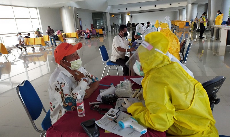 152 Pekerja Migran Asal Malaysia Jalani Rapid Test, Semuanya Nonreaktif