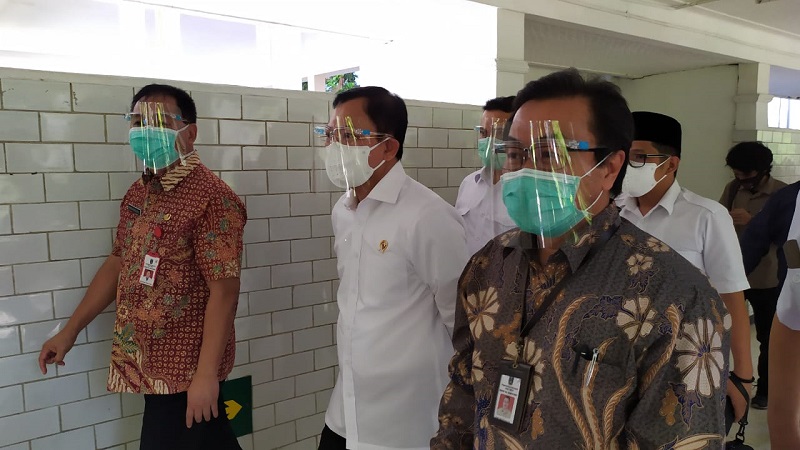 Bantu Tangani Covid-19, Menkes Akan Kirim 146 Tenaga Medis ke RSUD Dr Soetomo