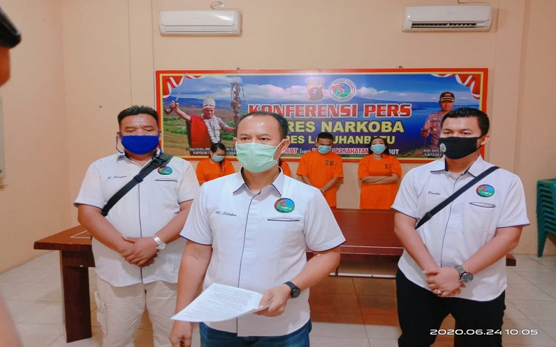 Jaringan Pengedar Ratusan Pil Ekstasi di Labuhanbatu Diungkap Polisi, 4 Orang Diamankan