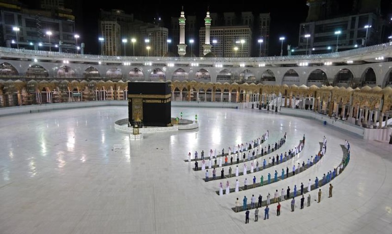 Tahun Ini Jemaah Haji Tak Boleh Sentuh Ka'bah dan Hajar Aswad