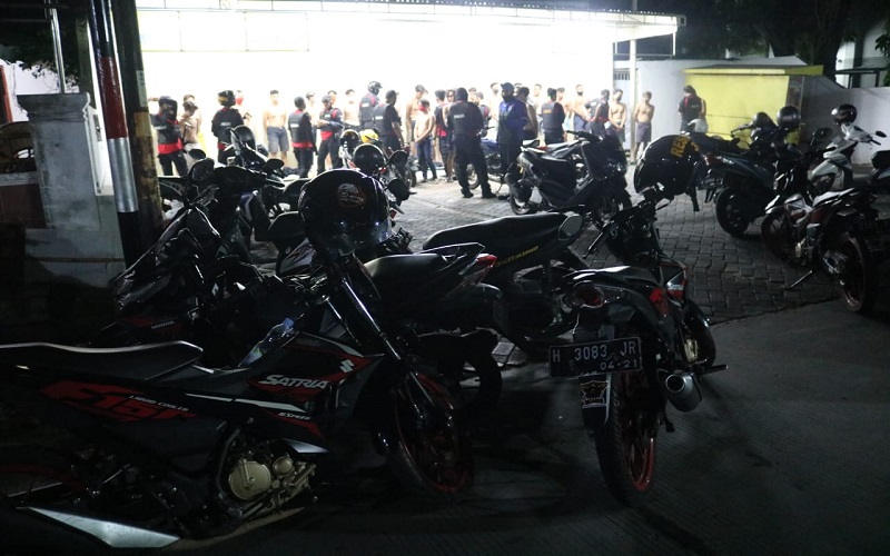Polisi Bubarkan Balap Liar di Semarang, Ada Uang Taruhan Rp500.000