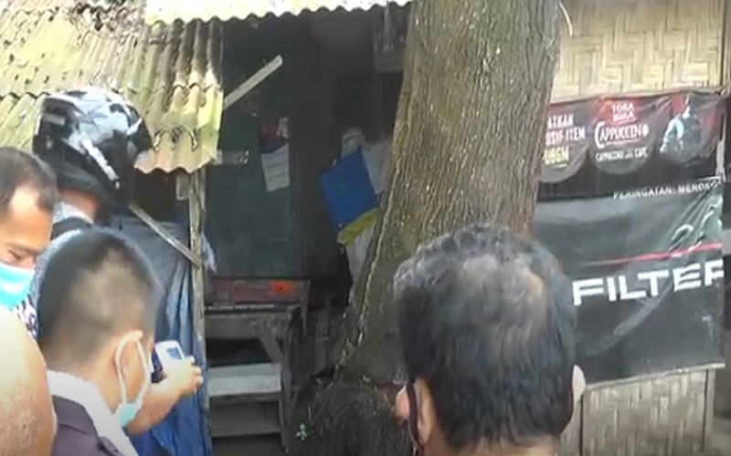 title Pria Paruh Baya di Kisaran Tewas di Warung Kopi, Sempat Mengaku Sesak Napas Pria Paruh Baya di Kisaran Tewas di Warung Kopi, Sempat Mengaku Sesak Napas
