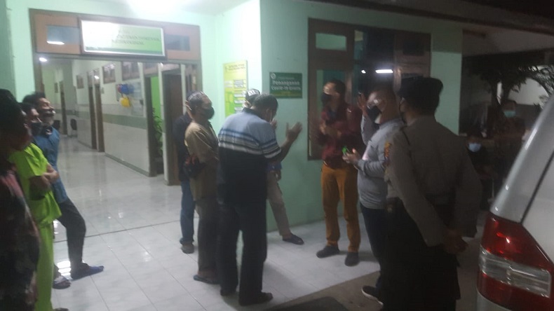 Keluarga Berusaha Jemput Paksa Jenazah Pasien Reaktif Covid-19 di RSUD Ibnusina Gresik
