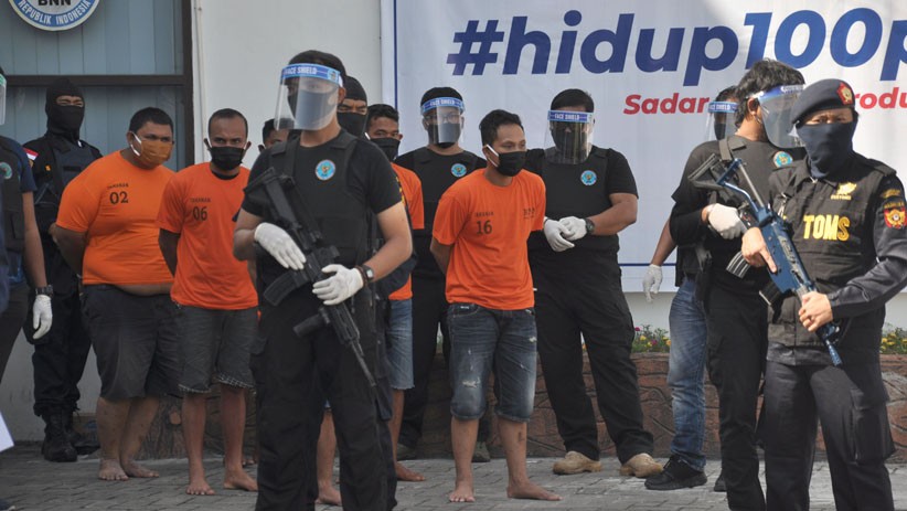 BNN Sita 40 Kg Sabu yang Akan Diedarkan ke Sumatera dan Jawa - Bagian 1