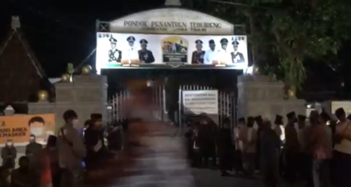Kabar Duka, Pengasuh Ponpes Tebuireng Gus Zaki Wafat, Akan Dimakamkan Standar Covid-19