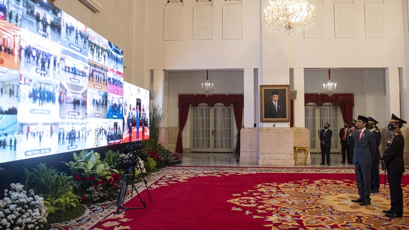 HUT ke-74 Bhayangkara Digelar secara Sederhana dan Virtual di Istana Negara - Bagian 1