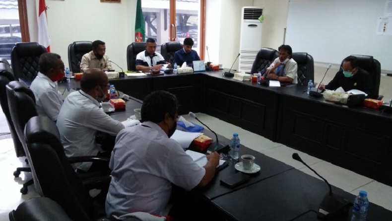 Sejumlah Jalan dan Jembatan di Trans Seram Rusak, Distribusi Bahan Pokok Terganggu