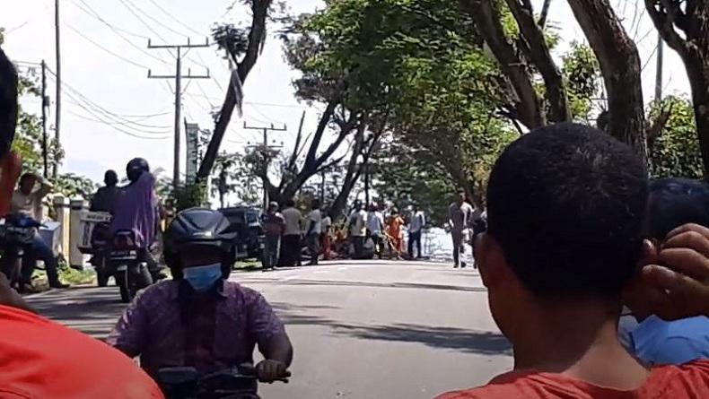 3 Orang Ditangkap usai Demo Rusuh, Warga Madina Kembali Blokade Jalinsum
