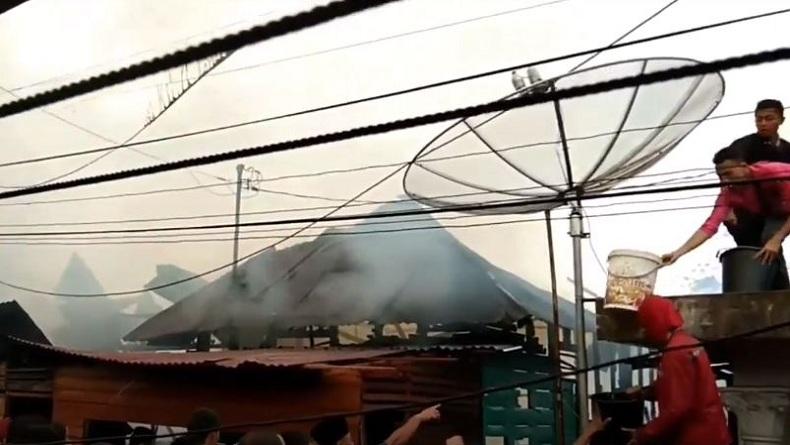 Kebakaran Rumah akibat Tabung Gas 3 Kg Bocor, Sekeluarga di Madina Terluka