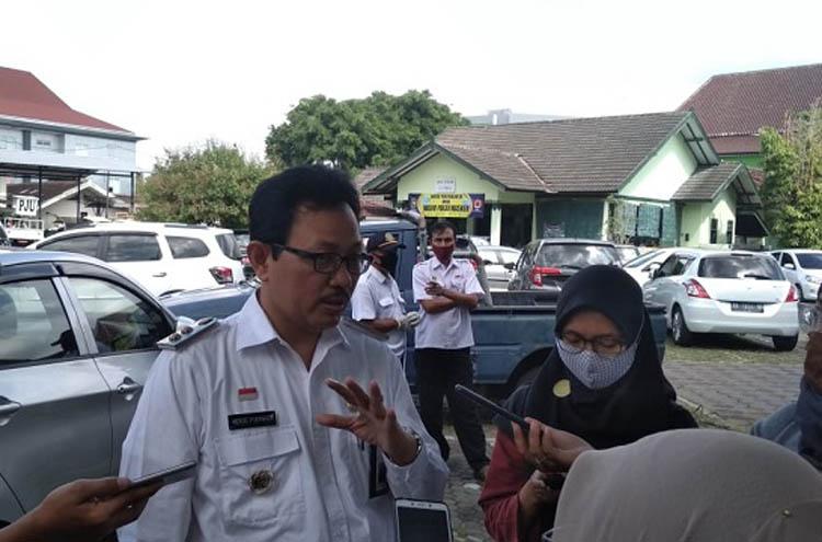title Wawali Yogyakarta: Sinergitas Pemerintah dan Swasta, Diperlukan untuk Pengendalian Covid-19 Wawali Yogyakarta: Sinergitas Pemerintah dan Swasta, Diperlukan untuk Pengendalian Covid-19