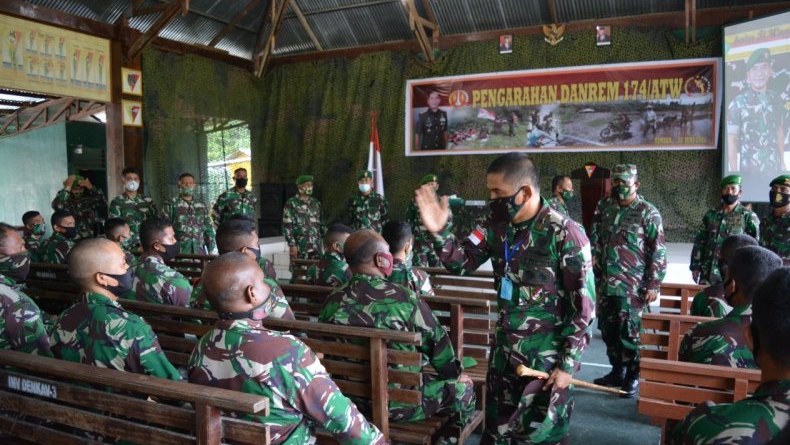 Lewati Pemeriksaan Ketat, Prajurit TNI di Perbatasan Dipastikan Negatif Covid-19