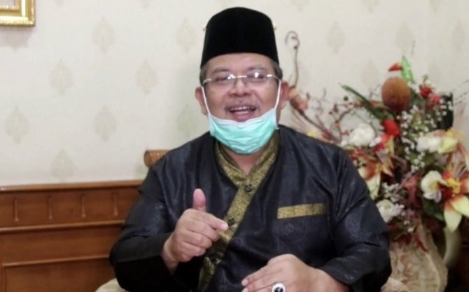 Terjaring OTT KPK, Ini Profil Bupati Kutai Timur Ismunandar