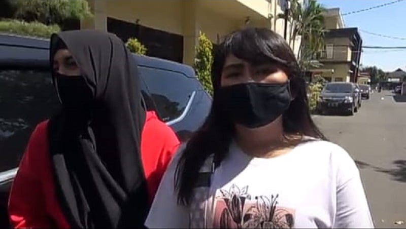 Adik Via Vallen Datangi Polda Jatim Laporkan Dugaan Pencemaran Nama Baik