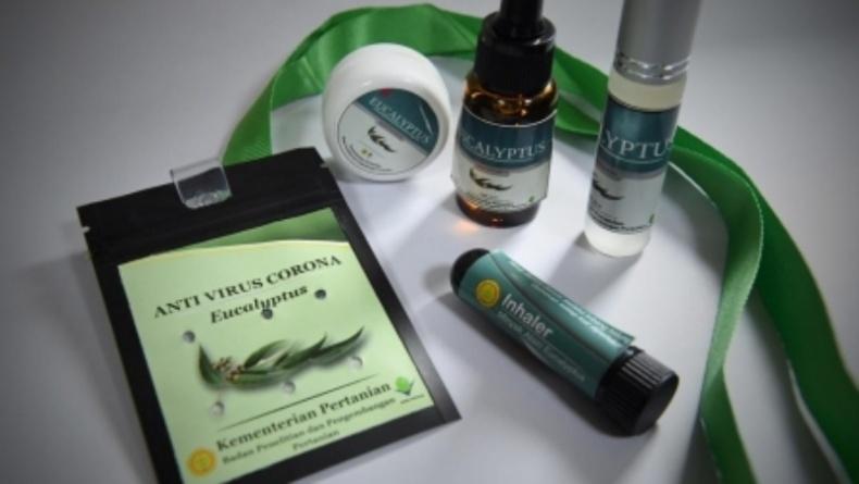 Heboh Kalung Antivirus Corona, Guru Besar UGM: Bukan Obat Utama Covid-19