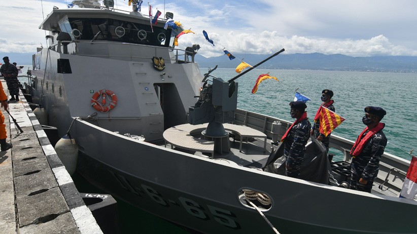 Perkuat Pertahanan Perairan Sulawesi, TNI AL Kirim Kapal Perang KAL Talise - Bagian 1