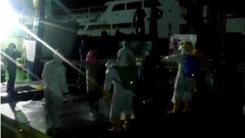 Pasien Covid-19 Baubau Kabur ke Wakatobi, Seluruh Penumpang Kapal Feri Dikarantina
