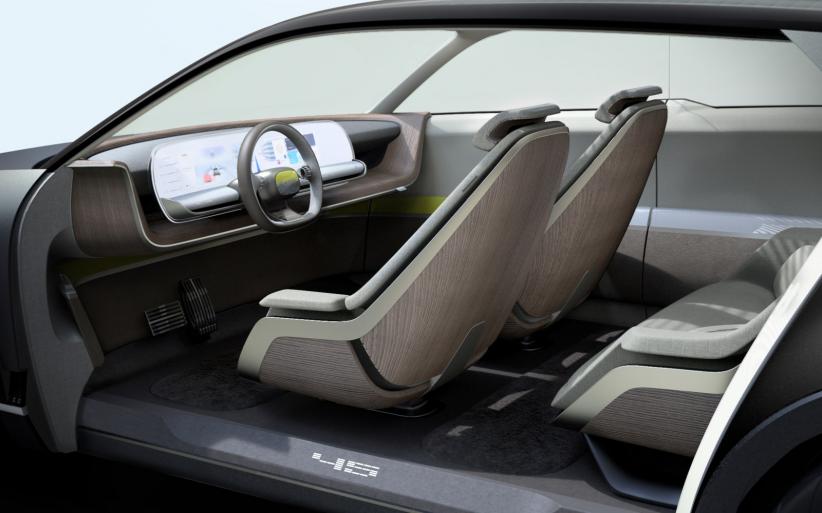 Hyundai Kenalkan Mobil Listrik 45 Desain Interior Seperti Lounge