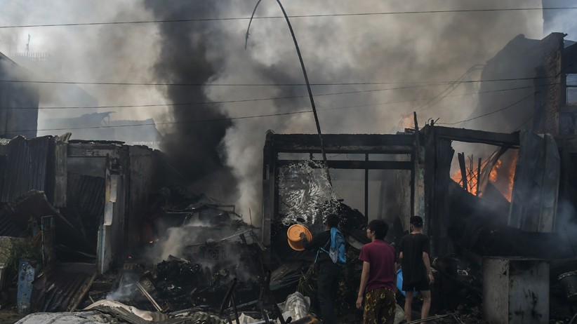 40 Toko di Jalan Minangkabau Barat Manggarai Ludes Terbakar - Bagian 1