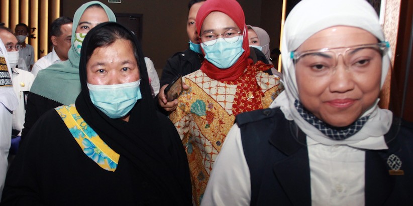 TKI Lolos dari Hukuman Mati Pengadilan  Arab Saudi Tiba di Tanah Air - Bagian 1