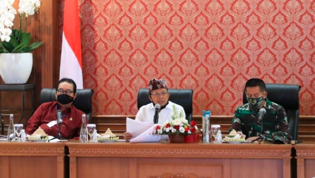 title Bupati-Wali Kota se-Bali Sepakat Tatanan Era Baru Dimulai 9 Juli Bupati-Wali Kota se-Bali Sepakat Tatanan Era Baru Dimulai 9 Juli