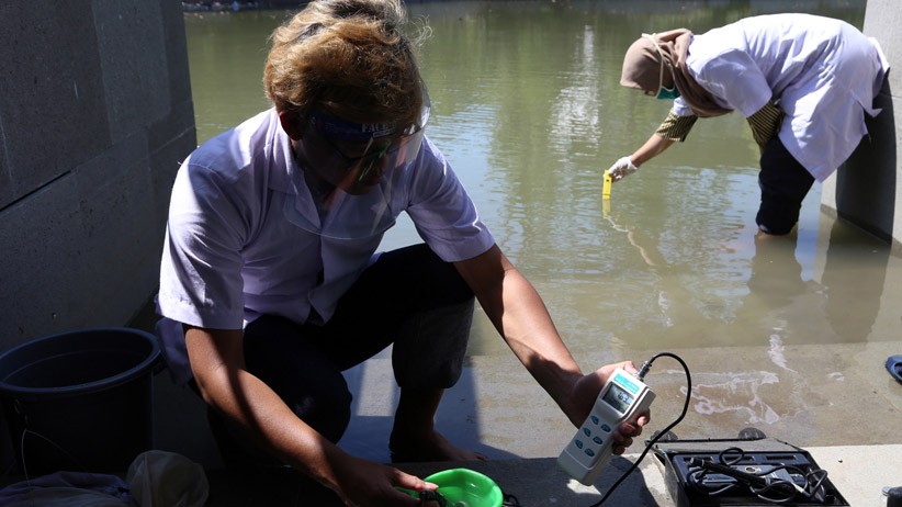Air Sungai Kalimas Surabaya Tercemar Klorin, Bahan Utama Disinfektan - Bagian 2