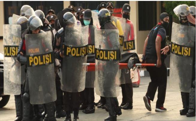 Polresta Banjarmasin Gelar Latihan Sispamkota Amankan Pilkada 2020