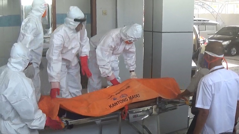 Dicari Tidak Ketemu, Sopir Dealer Mobil Surabaya Ditemukan Meninggal di Toilet Bank di Sampang