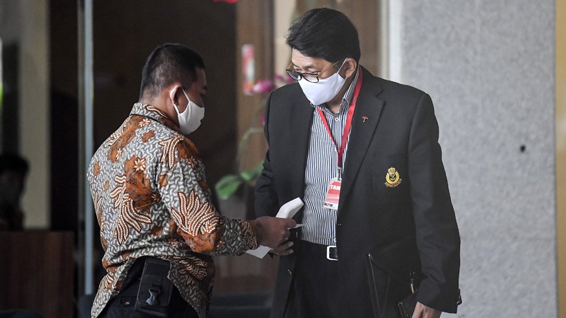 Kasus Korupsi Pesawat, Mantan Direktur Keuangan PTDI Diperiksa KPK - Bagian 2
