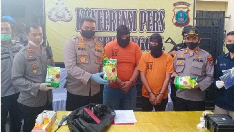 title Polisi Gagalkan Penyelundupan 3 Kg sabu Jaringan Internasional di Ringroad Medan Polisi Gagalkan Penyelundupan 3 Kg sabu Jaringan Internasional di Ringroad Medan