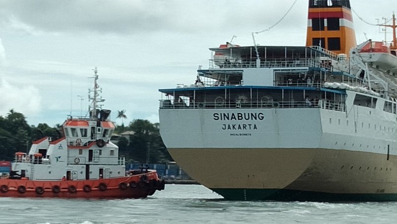 Tak Punya Surat Izin, Penumpang Kapal Kabur Tinggalkan Tas Ransel di Pelabuhan Sorong